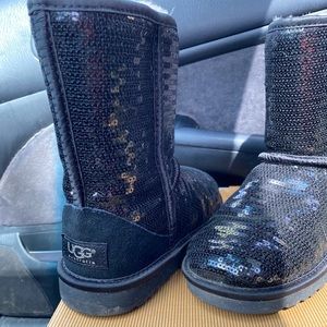 Black sequin uggs